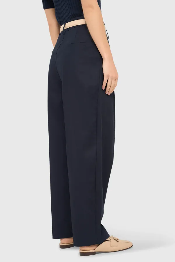 Blaue Paperbag-Hose aus Baumwolle mit Seitentaschen, Barrel-Schnitt, Balti