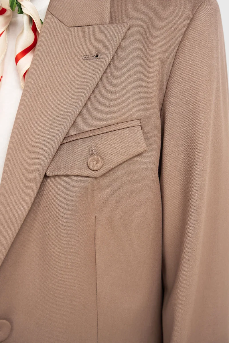 Women's Oversized Boyfriend Blazer in Brown