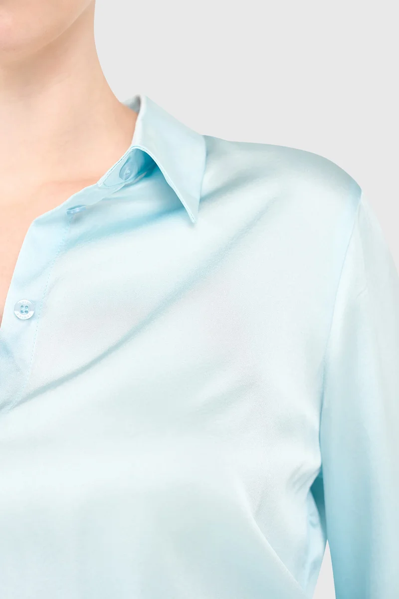 Abe-Bluse Hellblau