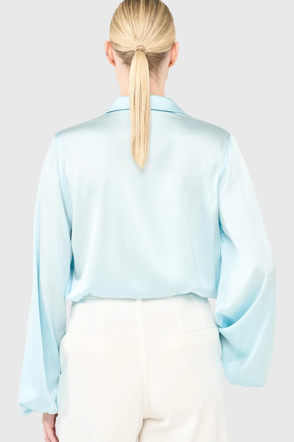 Abe-Bluse Hellblau