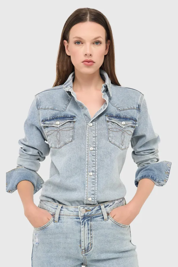 Women's Stretch Denim Blouse Levi's 565
