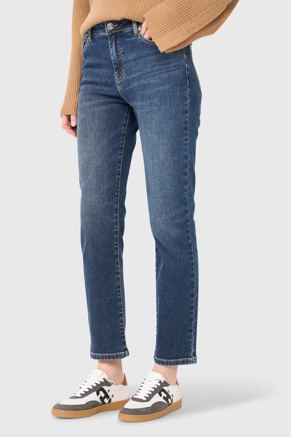 Cooper Blau 704