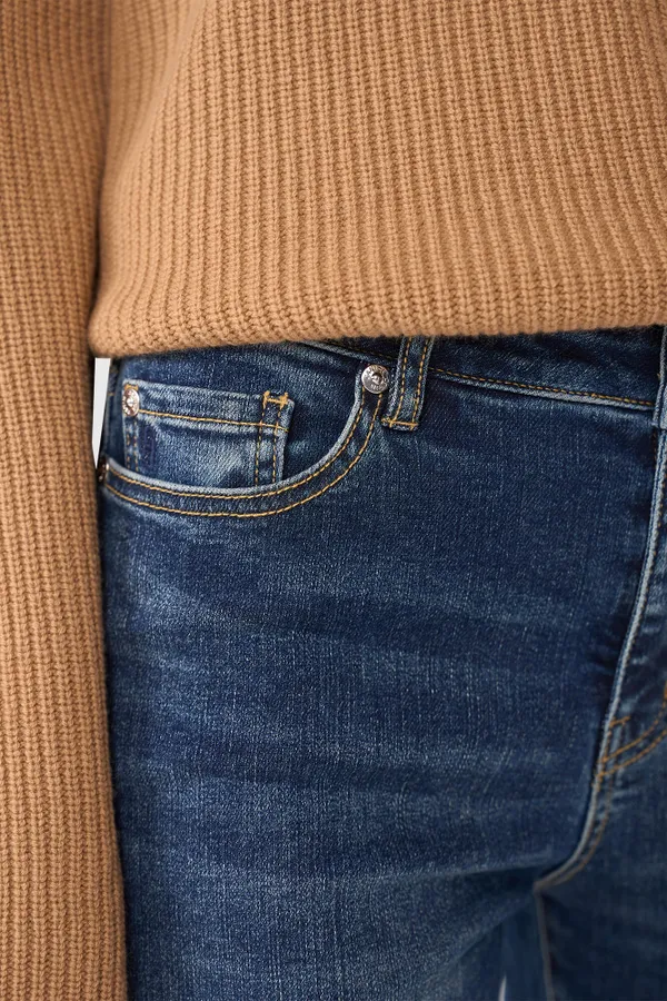 Cooper Blau 704