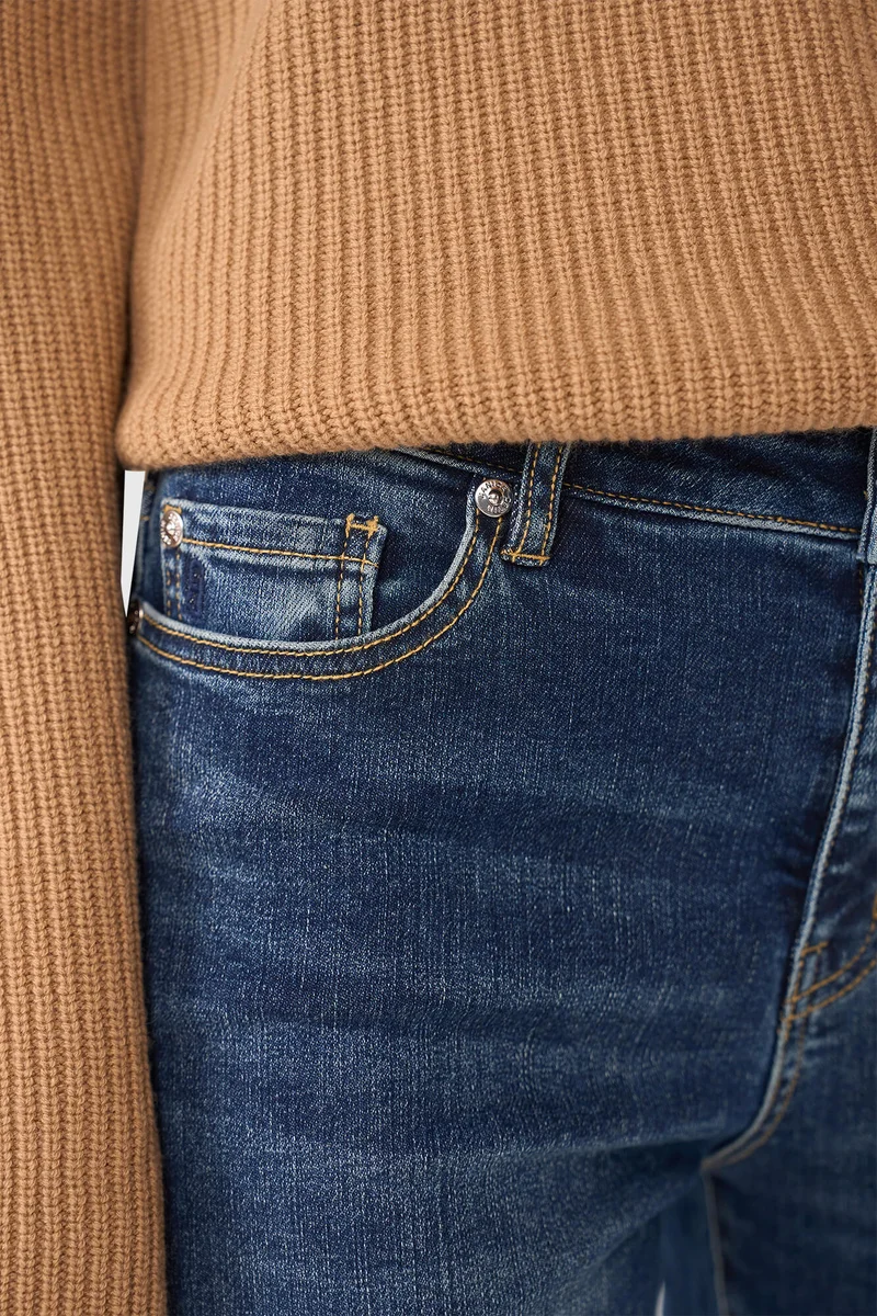 Cooper Blau 704