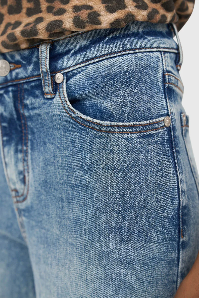 Women's Wide-Leg Mid-Rise Stretch Cash Blue Jeans 379