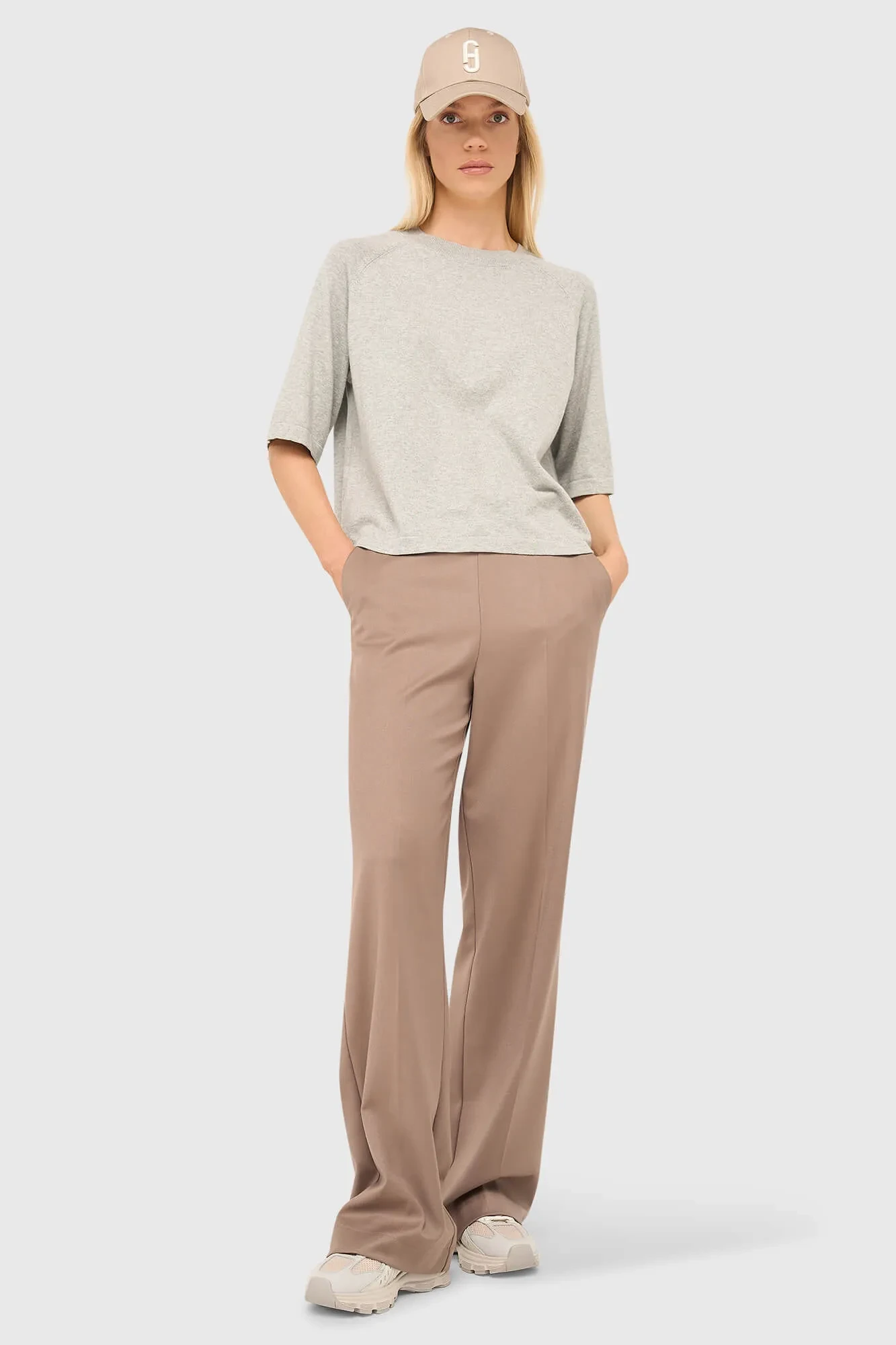 Cotton-Cashmere Knit Sweater in Moss Gray