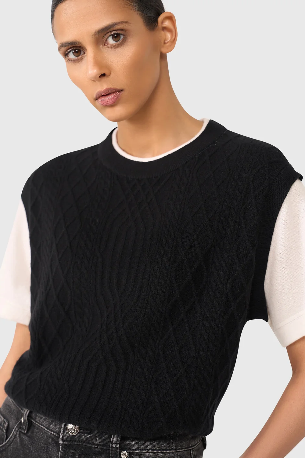 Thorne Black