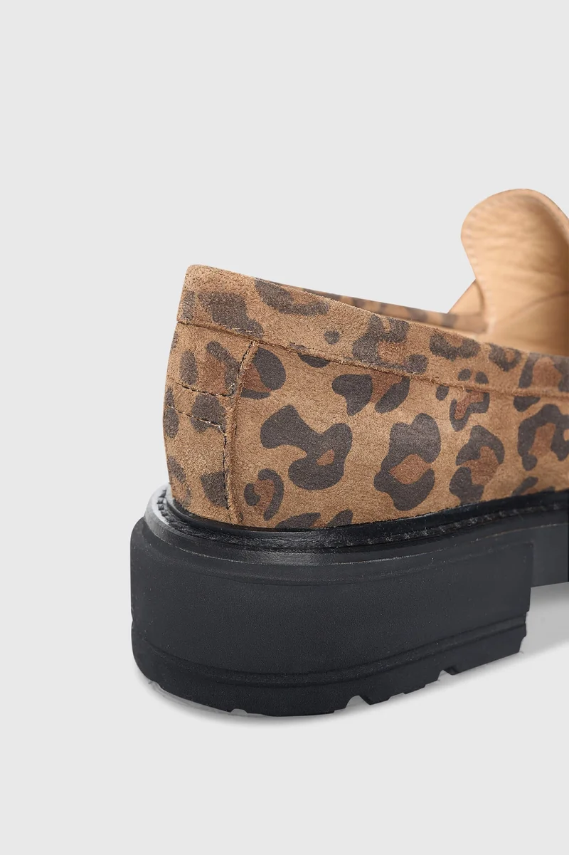 Devon Wildleder mit Leopardenmuster