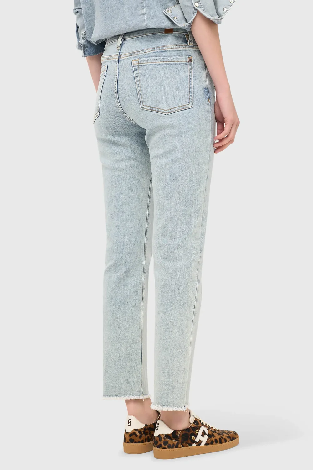 Women's Mom Jeans, Mid-Rise, Stretch, Cooper Blue, Size 565