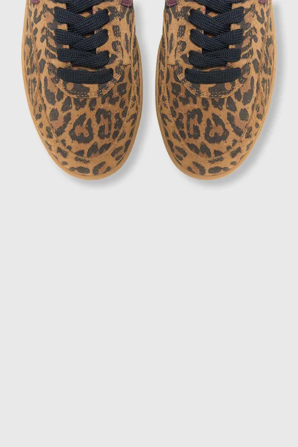 Stanley mit Leopardenmuster aus Wildleder
