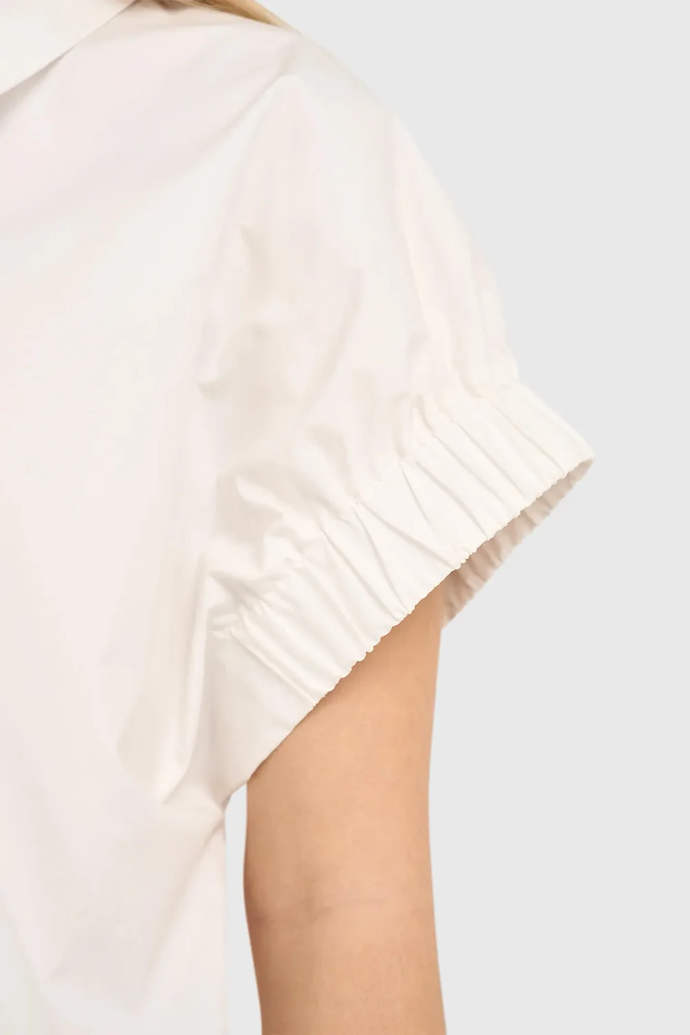 White Cotton Women's Short-Sleeve Blouse by Yaro